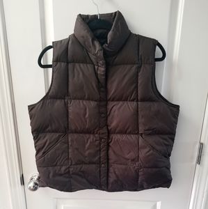 Women's puffer vest